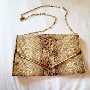 Urban Expressions Tan/Beige Faux Snakeskin Shoulder Bag Purse Covertible Clutch